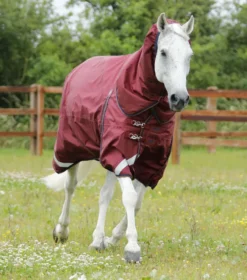 Premier Equine Buster 400g Turnout Rug With Snug-Fit Neck Cover Burgundy
