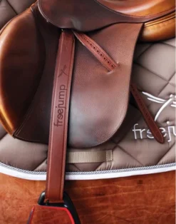 Freejump Classic Wide Stirrup Leathers Brown